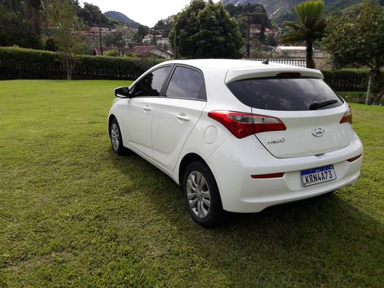 HYUNDAI HB20 1.6 COMFORT STYLE 16V FLEX 4P MANUAL HYUNDAI HB20 1.6 COMFORT STYLE 16V FLEX 4P MANUAL